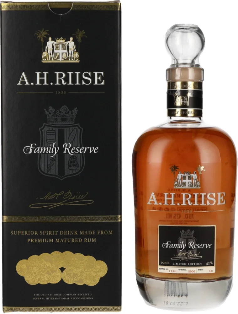 [DX5369] Rum Family Reserve Solera 1838 A.H. Riise 0,7 L
