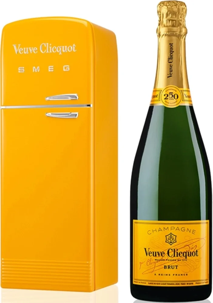 [DX9432] Champagne Veuve Clicquot Brut Yellow Label SMEG poklon kutija 0,75 L